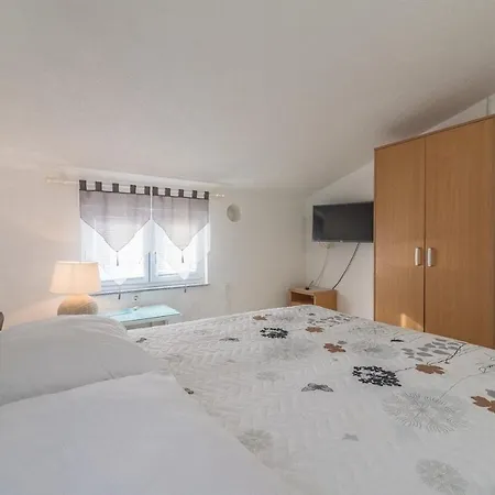 Grgur 3* Trogir